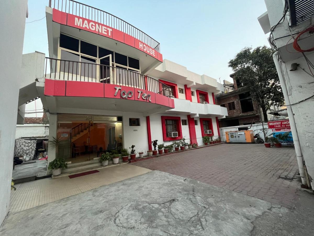 Hotel Magnet House Dehradun Ngoại thất bức ảnh
