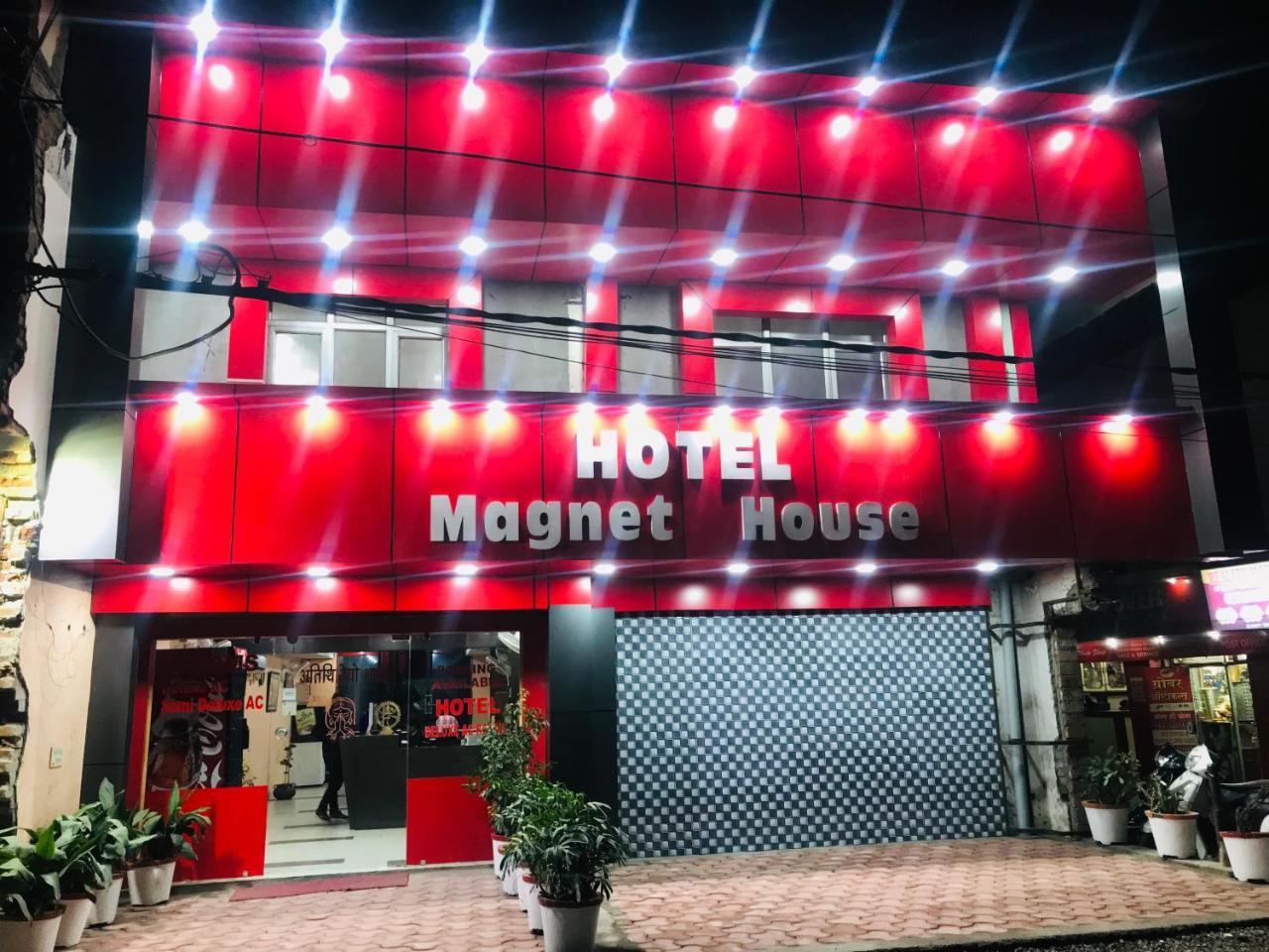 Hotel Magnet House Dehradun Ngoại thất bức ảnh